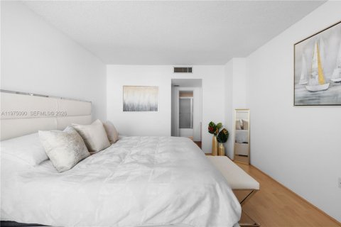 Купить кондоминиум в Авентура, Флорида 1 спальня, 83.24м2, № 2035880 - фото 25