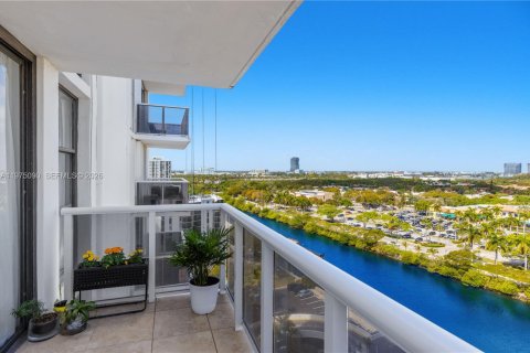 Купить кондоминиум в Авентура, Флорида 1 спальня, 83.24м2, № 2035880 - фото 5