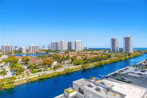 Купить кондоминиум в Авентура, Флорида 1 спальня, 83.24м2, № 2035880 - фото 4