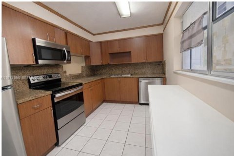 Купить кондоминиум в Дейви, Флорида 2 спальни, 98.48м2, № 2044576 - фото 9