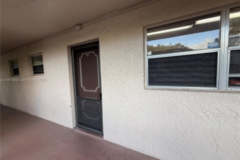 Купить кондоминиум в Дейви, Флорида 2 спальни, 98.48м2, № 2044576 - фото 13