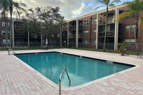 Купить кондоминиум в Дейви, Флорида 2 спальни, 98.48м2, № 2044576 - фото 15