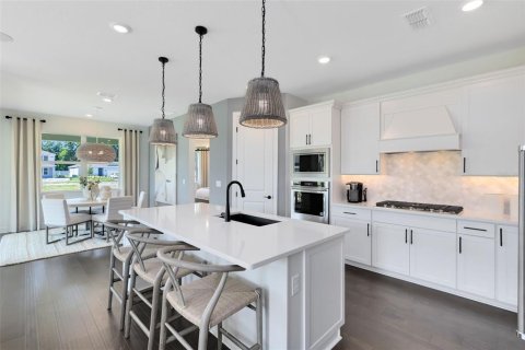 Casa en venta en Apopka, Florida, 3 dormitorios, 192.96 m2 № 1675627 - foto 3