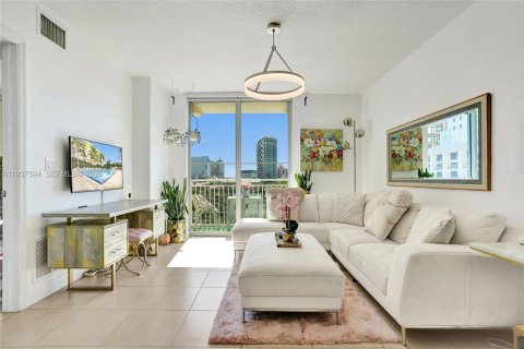 Condominio en venta en West Palm Beach, Florida, 2 dormitorios, 104.98 m2 № 2152601 - foto 3