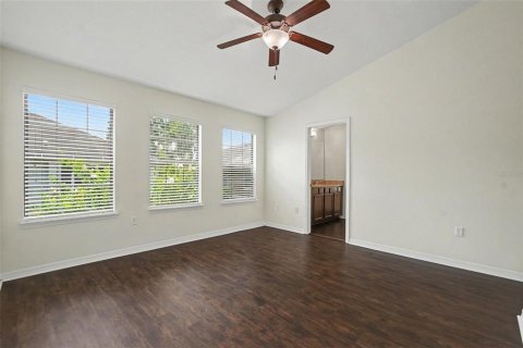 Townhouse in Fish Hawk, Florida 3 bedrooms, 148.09 sq.m. № 2299752 - photo 10