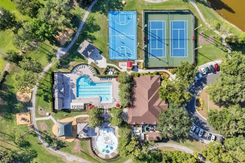 Townhouse in Fish Hawk, Florida 3 bedrooms, 148.09 sq.m. № 2299752 - photo 25