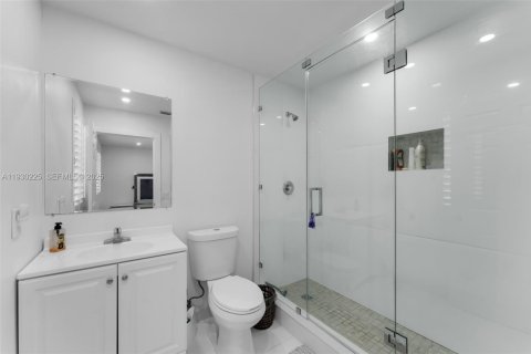 House in Homestead, Florida 5 bedrooms, 216.18 sq.m. № 1989028 - photo 19