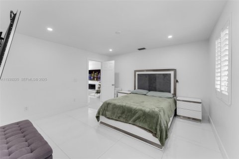 House in Homestead, Florida 5 bedrooms, 216.18 sq.m. № 1989028 - photo 20
