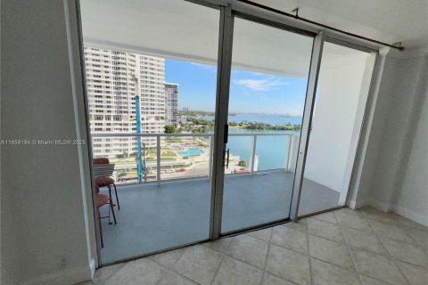 Condo in Miami, Florida  № 1887472 - photo 19