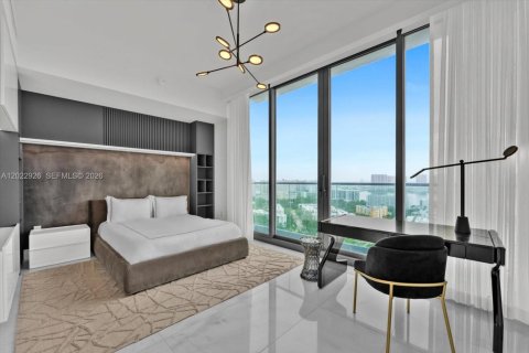 Condominio en venta en Sunny Isles Beach, Florida, 4 dormitorios, 323.67 m2 № 2153880 - foto 29