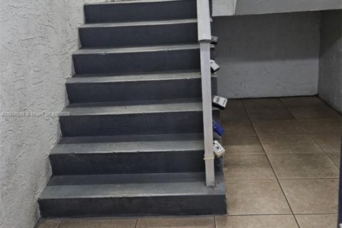 Купить кондоминиум в Майами, Флорида 1 спальня, 58.9м2, № 1684276 - фото 26