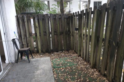 Купить кондоминиум в Майами, Флорида 1 спальня, 58.9м2, № 1684276 - фото 21