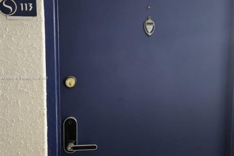 Купить кондоминиум в Майами, Флорида 1 спальня, 58.9м2, № 1684276 - фото 23