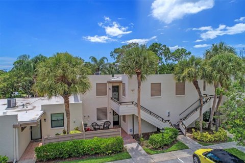 Condominio en alquiler en Bradenton, Florida, 2 dormitorios, 121.14 m2 № 2095772 - foto 5