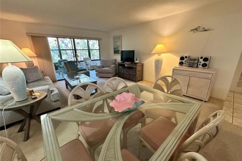Condominio en alquiler en Bradenton, Florida, 2 dormitorios, 121.14 m2 № 2095772 - foto 12