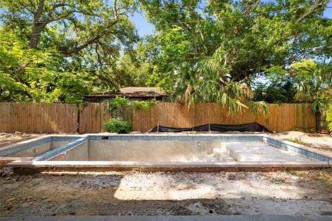 Casa en venta en Sarasota, Florida, 4 dormitorios, 288.46 m2 № 2196438 - foto 10