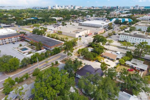 Casa en venta en Sarasota, Florida, 4 dormitorios, 288.46 m2 № 2196438 - foto 24