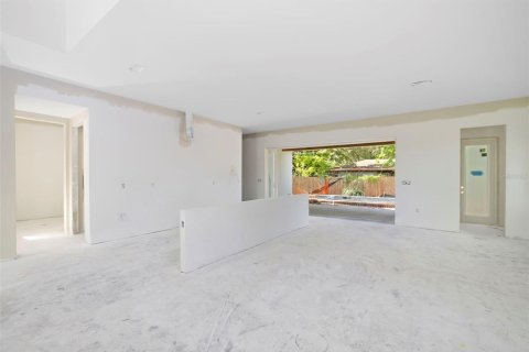 Casa en venta en Sarasota, Florida, 4 dormitorios, 288.46 m2 № 2196438 - foto 14