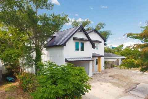 Casa en venta en Sarasota, Florida, 4 dormitorios, 288.46 m2 № 2196438 - foto 5