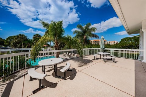 Condo in Tarpon Springs, Florida, 2 bedrooms  № 1618106 - photo 29