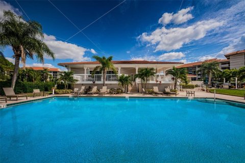 Condo in Tarpon Springs, Florida, 2 bedrooms  № 1618106 - photo 24