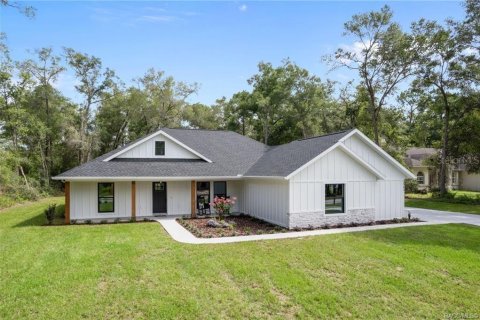 Casa en Inverness, Florida 3 dormitorios, 157.38 m2 № 2149677