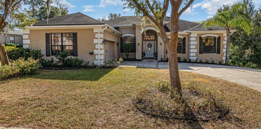 House in Sanford, Florida 3 bedrooms, 247.12 sq.m. № 1544305