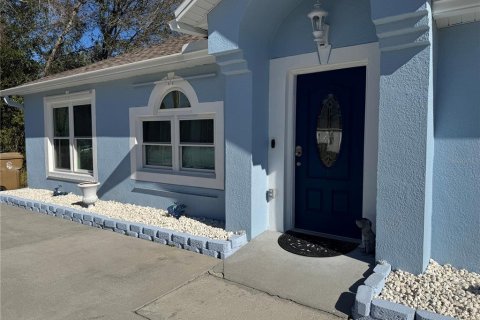 Villa ou maison à vendre à Kissimmee, Floride: 4 chambres, 207.73 m2 № 2142593 - photo 4