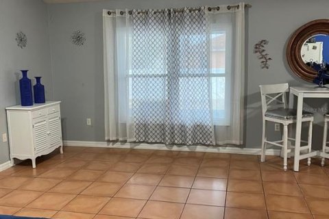 Villa ou maison à vendre à Kissimmee, Floride: 4 chambres, 207.73 m2 № 2142593 - photo 13