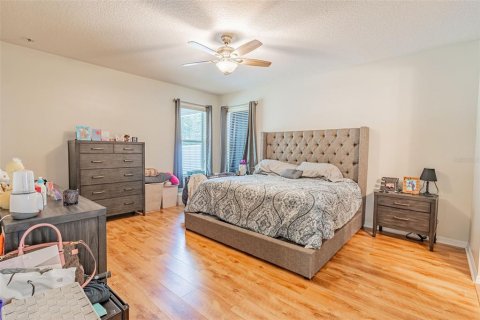Casa en venta en Orlando, Florida, 6 dormitorios, 292.46 m2 № 1799939 - foto 15