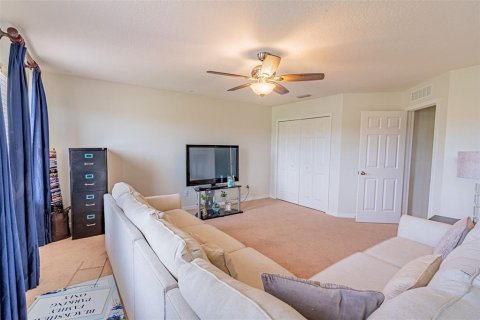 Casa en venta en Orlando, Florida, 6 dormitorios, 292.46 m2 № 1799939 - foto 28