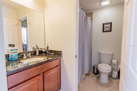 Casa en venta en Orlando, Florida, 6 dormitorios, 292.46 m2 № 1799939 - foto 22