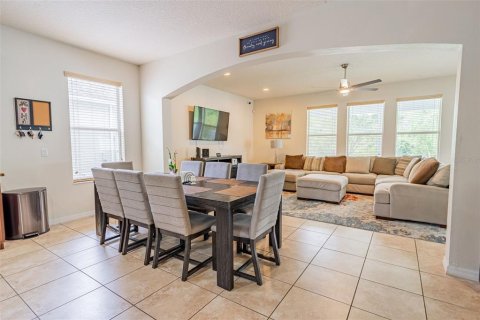Casa en venta en Orlando, Florida, 6 dormitorios, 292.46 m2 № 1799939 - foto 5