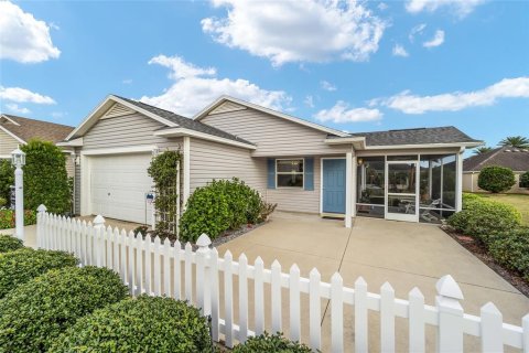 Casa en venta en The Villages, Florida, 2 dormitorios, 107.4 m2 № 1918262 - foto 1