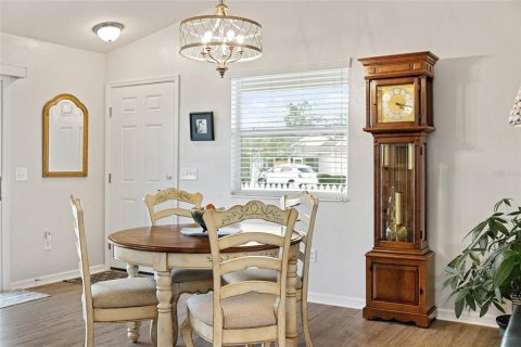 Casa en venta en The Villages, Florida, 2 dormitorios, 107.4 m2 № 1918262 - foto 19