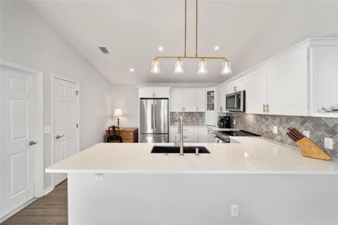 Casa en venta en The Villages, Florida, 2 dormitorios, 107.4 m2 № 1918262 - foto 17
