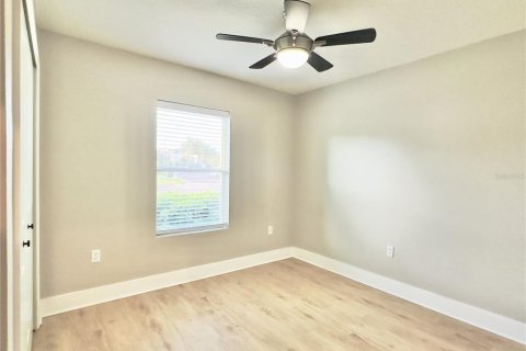 House in Clermont, Florida 4 bedrooms, 185.34 sq.m. № 2312575 - photo 20