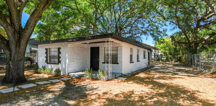 Casa en Tampa, Florida 3 dormitorios, 94.39 m2 № 1915794