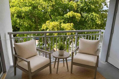 Condo in Cutler Bay, Florida, 2 bedrooms  № 2079927 - photo 4