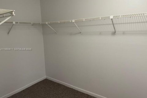 Condo in Cutler Bay, Florida, 2 bedrooms  № 2079927 - photo 16