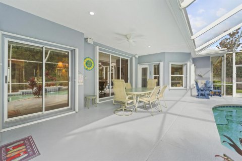 House in Palm City, Florida 3 bedrooms, 192.77 sq.m. № 2402396 - photo 30