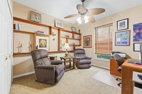 House in Palm City, Florida 3 bedrooms, 192.77 sq.m. № 2402396 - photo 26