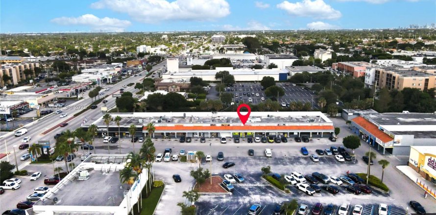 Immobilier commercial à Hialeah, Floride № 2089058