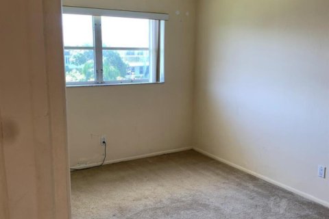 Condo in Fort Lauderdale, Florida, 2 bedrooms  № 2182900 - photo 12