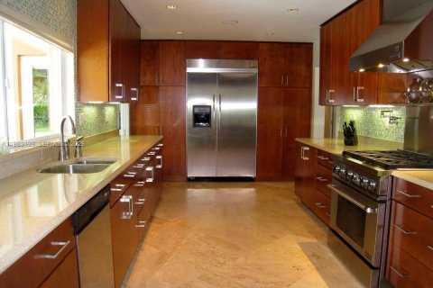 Casa en venta en Pinecrest, Florida, 4 dormitorios, 284.56 m2 № 2050048 - foto 2