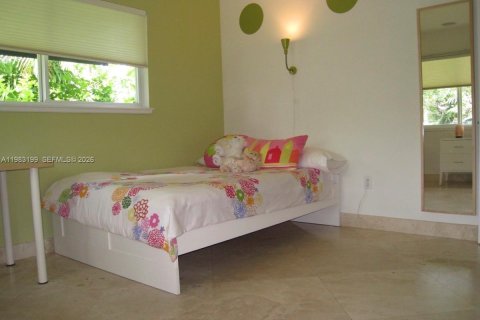 Casa en venta en Pinecrest, Florida, 4 dormitorios, 284.56 m2 № 2050048 - foto 15