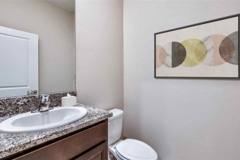 Casa en venta en Land O' Lakes, Florida, 5 dormitorios, 369.29 m2 № 2107891 - foto 4