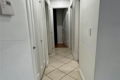 Купить таунхаус в Майами, Флорида 3 спальни, 97.55м2, № 2041277 - фото 7