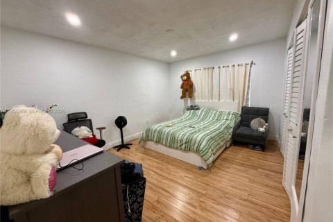 Купить таунхаус в Майами, Флорида 3 спальни, 97.55м2, № 2041277 - фото 8