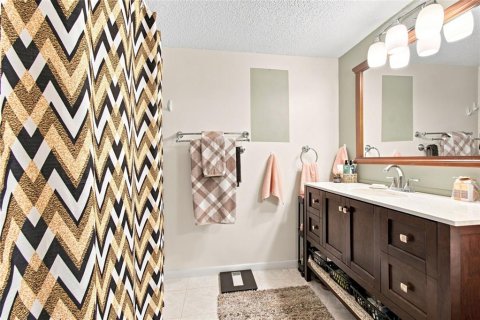 Condo in Dunedin, Florida, 2 bedrooms № 2383364 - photo 18